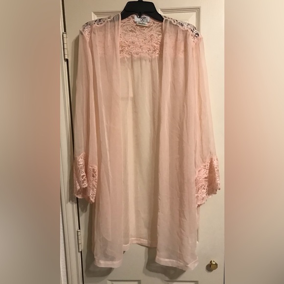 VINTAGE 80S VALENTINO NEIMAN MARCUS NEGLIGEE ROBE TOP PINK. DESIGNER NEGLIGEES - Picture 1 of 5